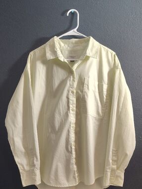 American Eagle Outfitters ButterYellow oversized Casual Button-Down Shirt